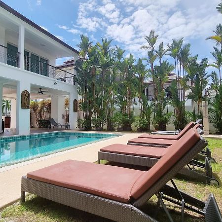 4 Bedroom Villa Kamala Beach Phuket エクステリア 写真