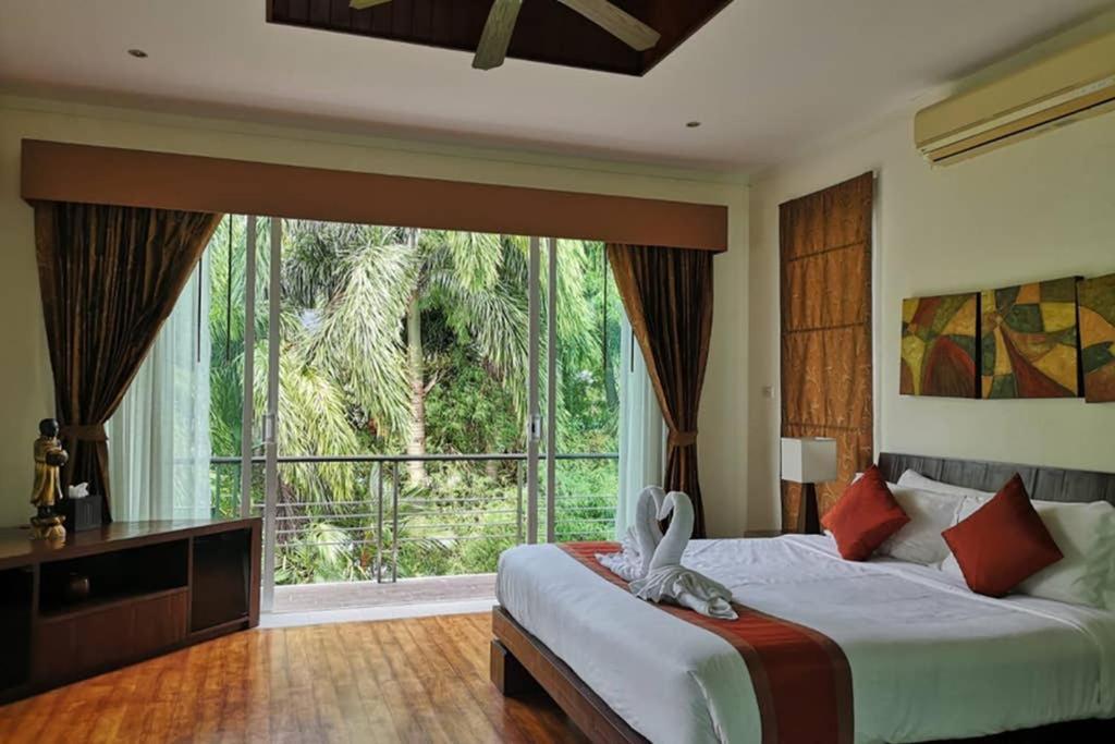 4 Bedroom Villa Kamala Beach Phuket エクステリア 写真