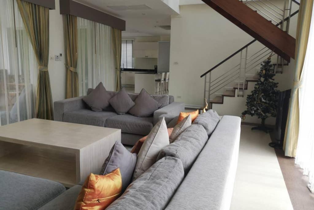 4 Bedroom Villa Kamala Beach Phuket エクステリア 写真