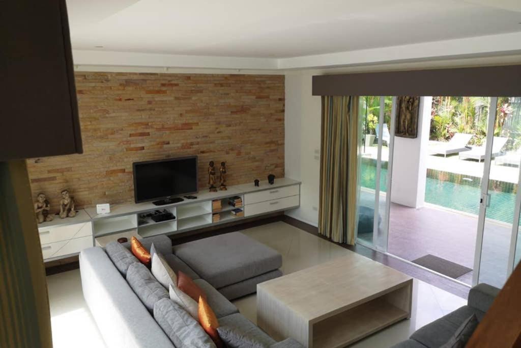 4 Bedroom Villa Kamala Beach Phuket エクステリア 写真